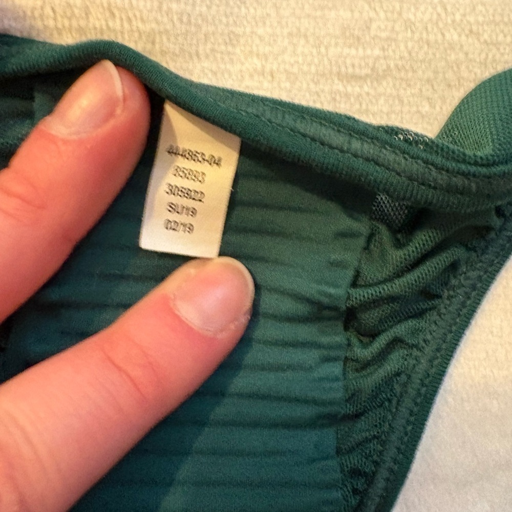 ATHLETA Bakasana Tank Dragonfly Green Size M Activewear | Workout | Fitness - Picture 2 of 10